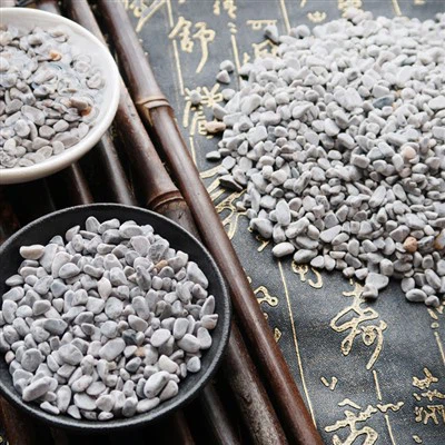 Gravel de chemins de jardin gris